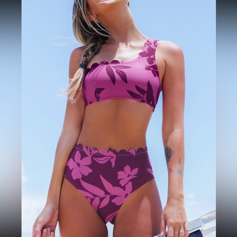 Floral bikini